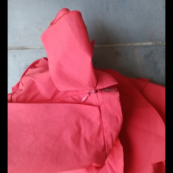 BCBG Ruffled Mini - Picture 3 of 3